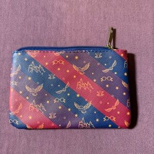 Harry Potter Hogwarts Travel Cosmetic Bag 6.5"X4.25" - NWOT